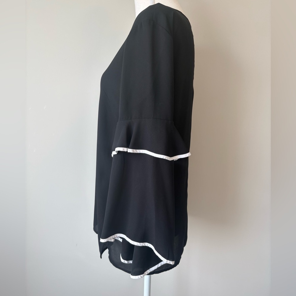 Loft Outlet Ruffled Bell Sleeve Blouse Tunic Size Small - Picture 3 of 10